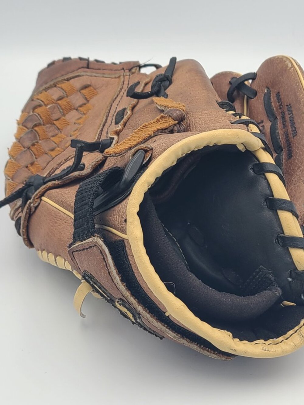 Mizuno GPP 1150Y3 11.5" Youth Baseball Glove Prospect RHT Flex Power Close Mitt - Picture 2 of 12